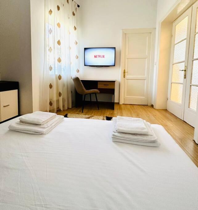 Cozy 1Br Apartment•Central•Quiet บูคาเรสต์ ภายนอก รูปภาพ